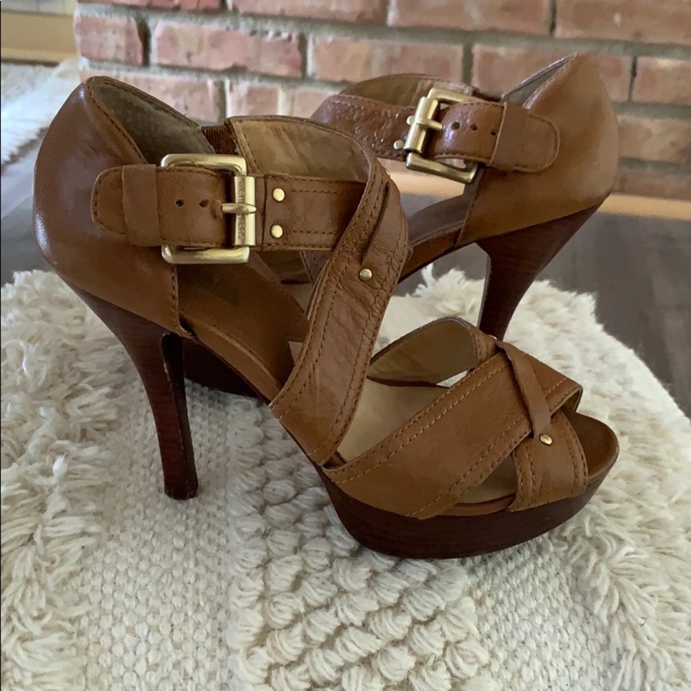 MICHAEL Michael Kors brown leather heels - Picture 1 of 5